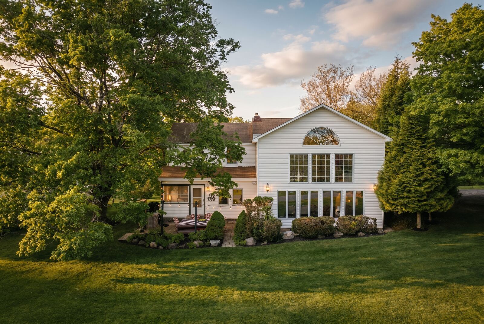 262–270 Patterson Lane, Saugerties — editorial frame