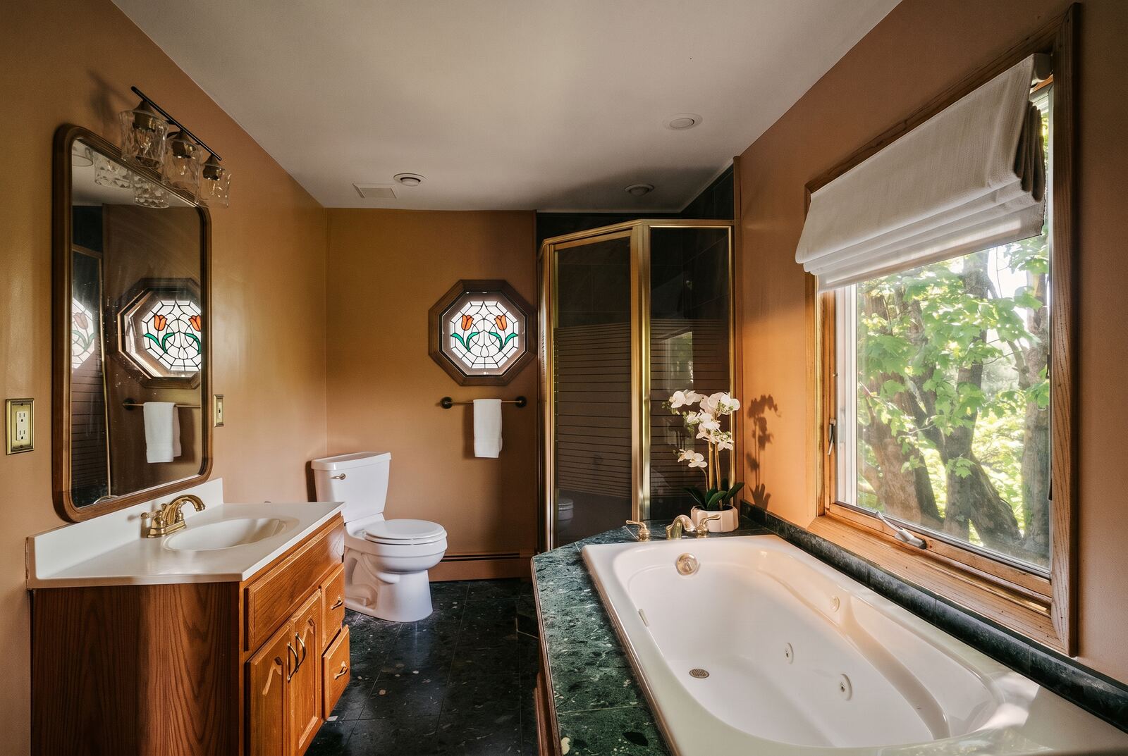 262–270 Patterson Lane, Saugerties — editorial frame