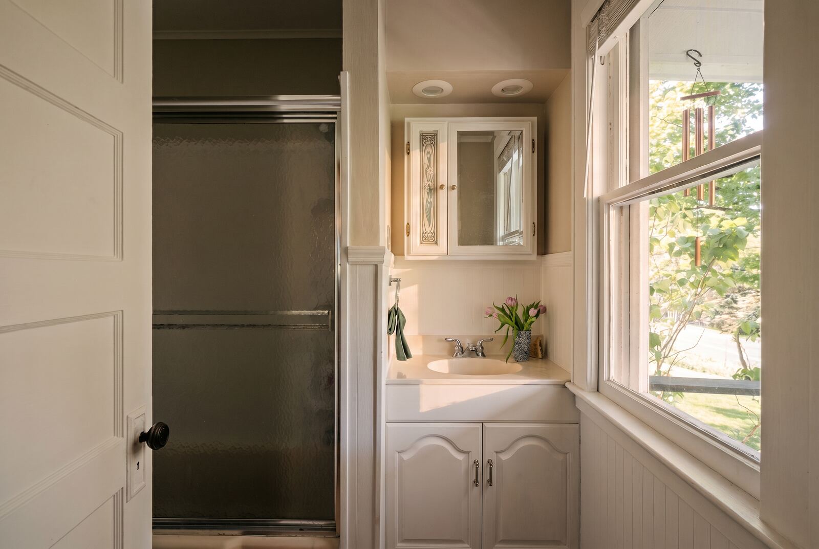 262–270 Patterson Lane, Saugerties — editorial frame