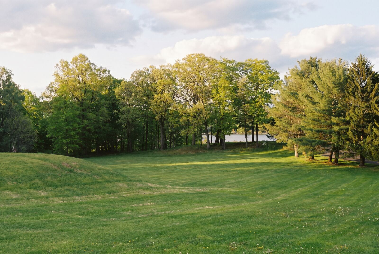 262–270 Patterson Lane, Saugerties — editorial frame