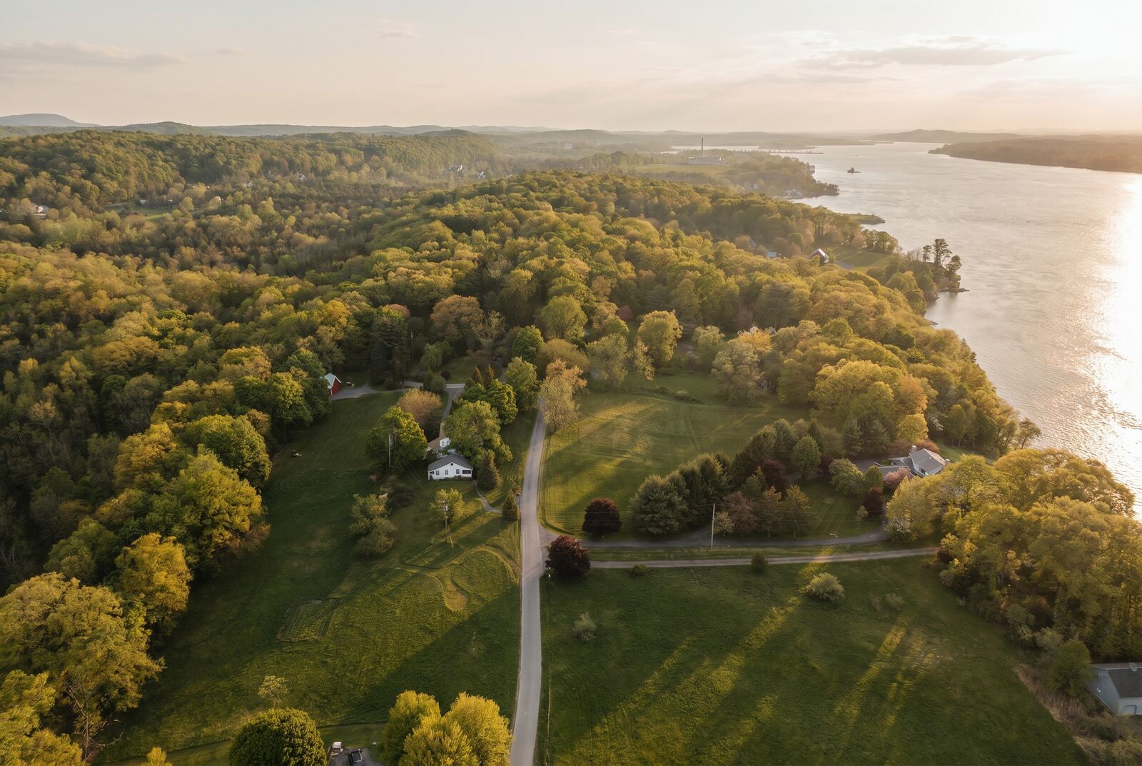 262–270 Patterson Lane, Saugerties — editorial frame